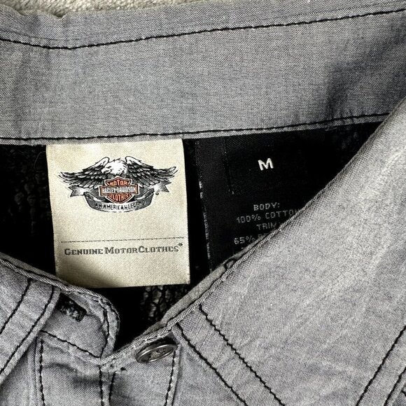 Harley Davidson Women’s SZ M Sleeveless Button Down Blouse Crochet Back Gray - Picture 2 of 7